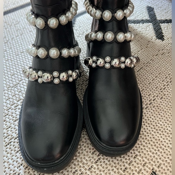 Zara Black Pearl Boots - Picture 2 of 11